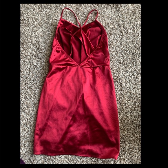 Dress - Picture 2 of 3